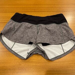 Lululemon Speed Up 2.5 inch Size 0